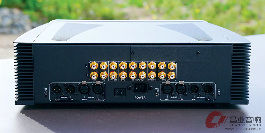 VUmetre-49-ATOLL-PR400-AM400-Signature-Hifi-4.jpg