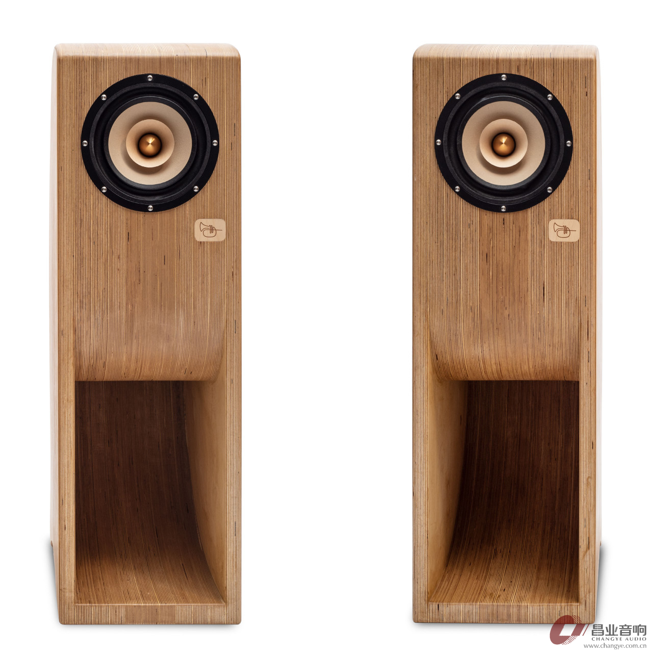 FSL_Acoustics_Alfa_8_Wood_fullrange_broadband_horn_floorstand_loudspeakers_front.jpg